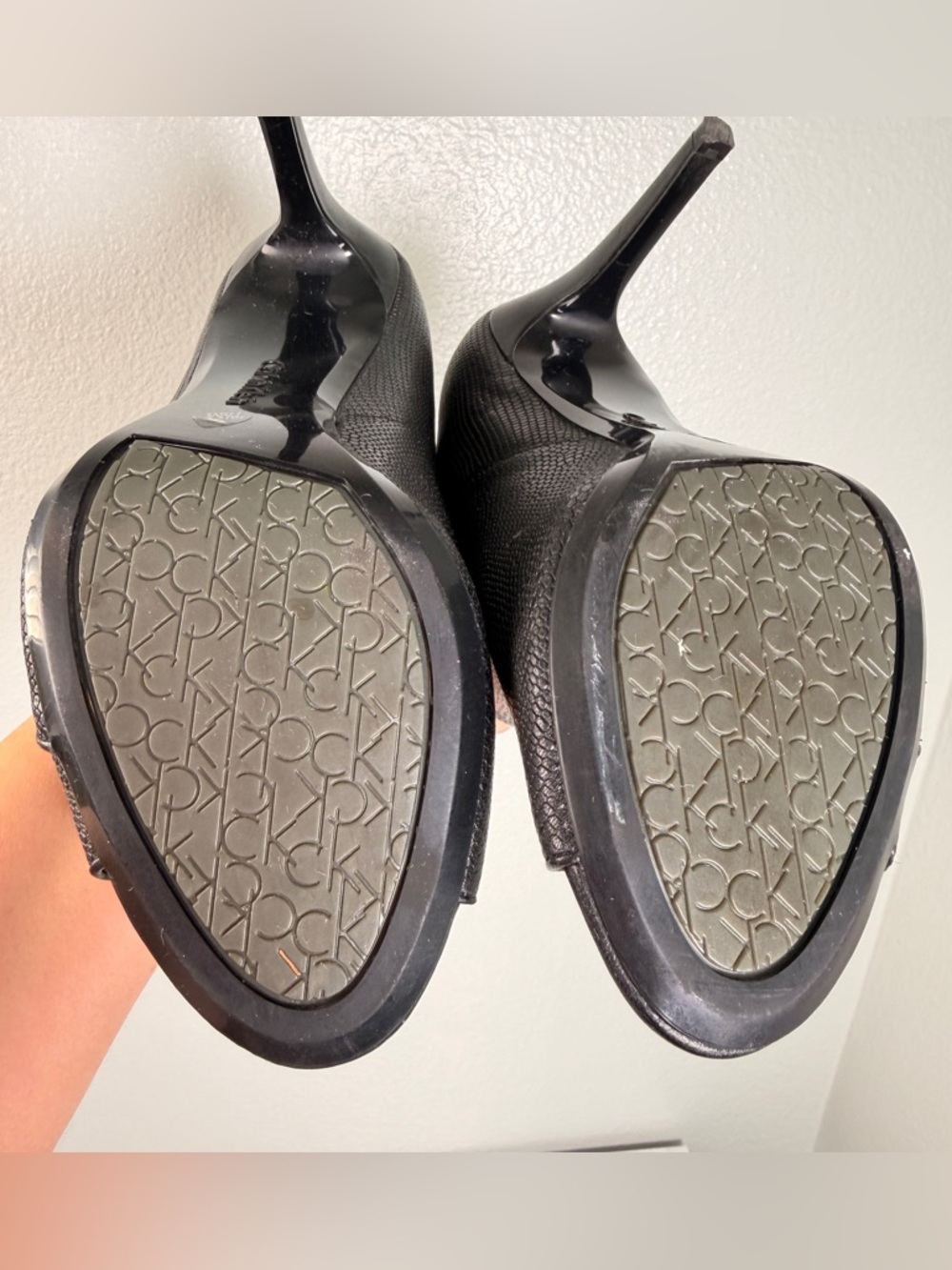 Calvin Klein Black Textured Leather Peep-Toe Stiletto Booties size 7.5 - Picture 5 of 8